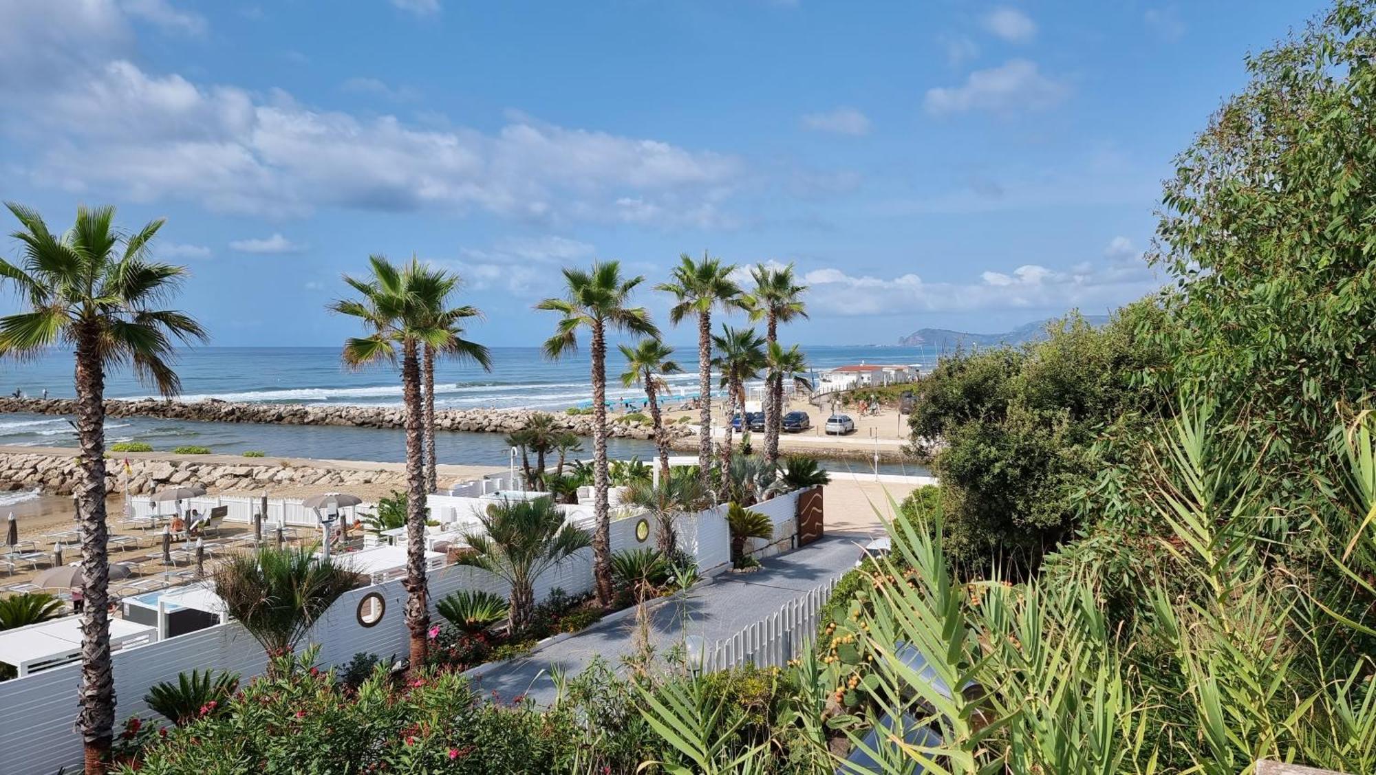 La Villa Fronte Spiaggia Bandiera Blu سبرلونغا المظهر الخارجي الصورة