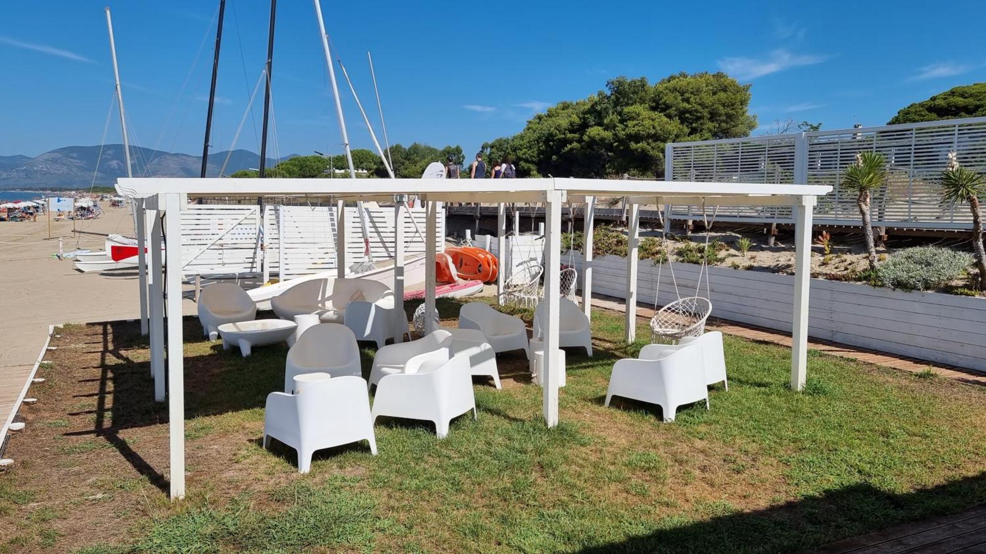 La Villa Fronte Spiaggia Bandiera Blu سبرلونغا المظهر الخارجي الصورة